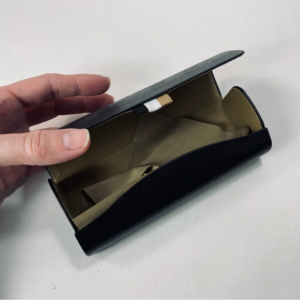 Hugo Boss Clamshell Hard Case Black Eyeglass Sunglasses Case with Cleaning Cloth